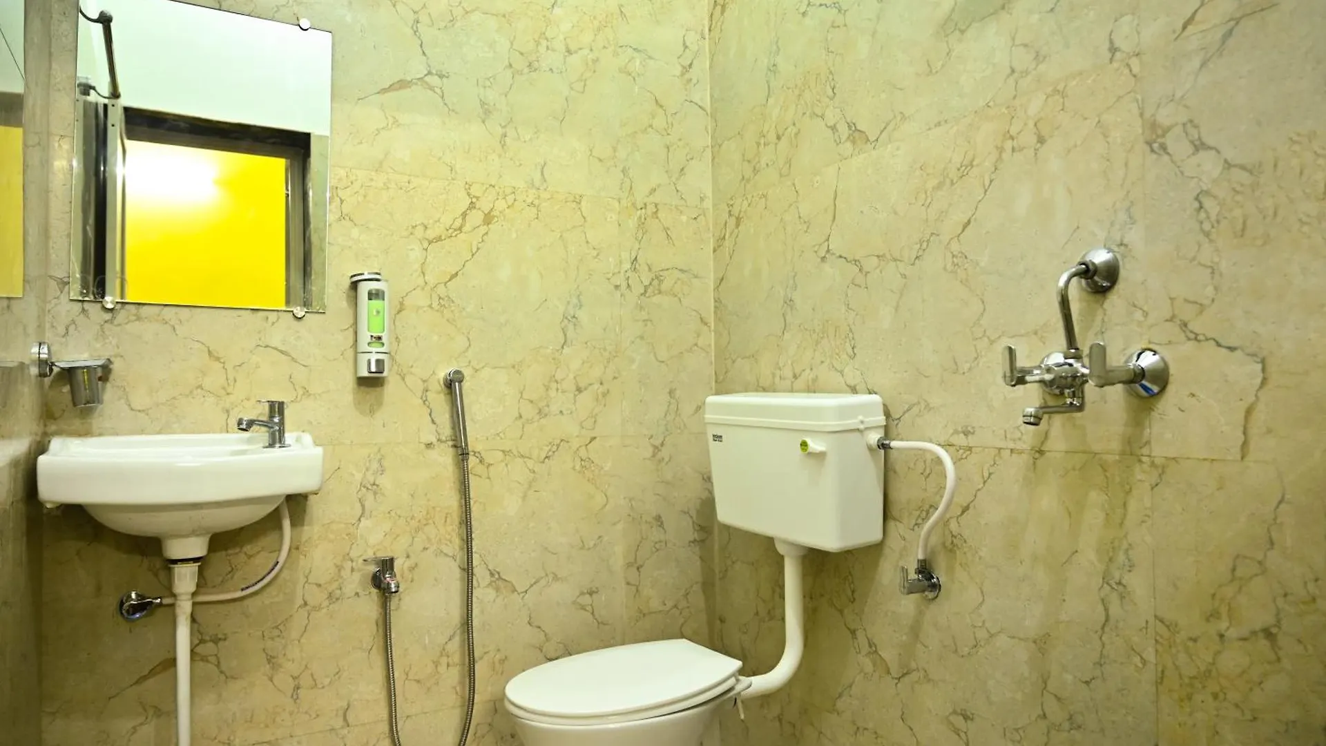 Neerja Guest House バラナシ インド