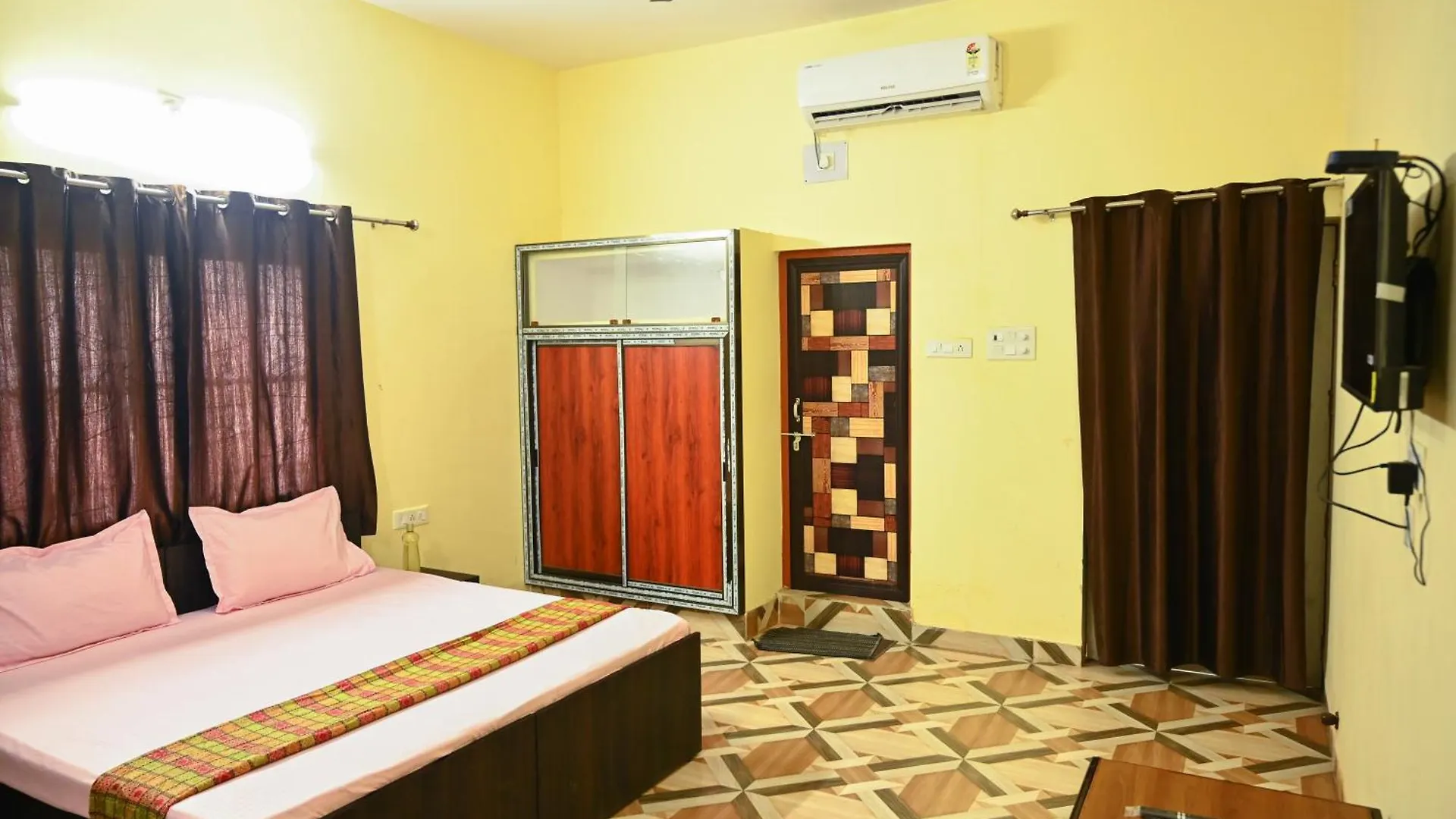 Neerja Guest House バラナシ